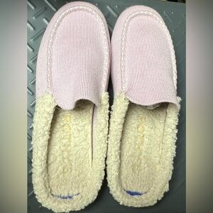Brand New Rothy’s Frosted Pink The Scuff Slipper 11